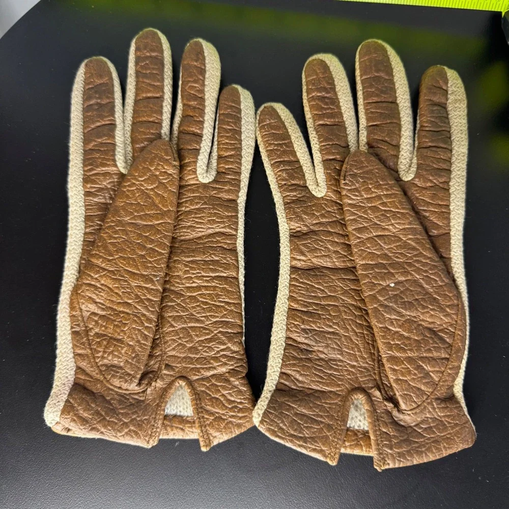Novaknit by Aris Tan Leather Gloves Textured Gold Accent‎ Winter L